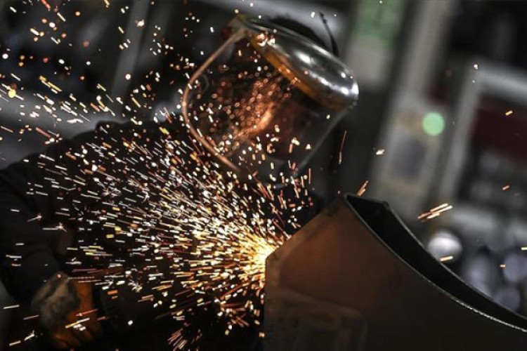 Türkiye büyüme ivmesini sürdürüyor