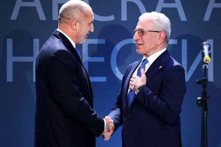 Bulgaristan'da Türk şirkete "2022 Yılının En Büyük Yatırımcısı" ödülü