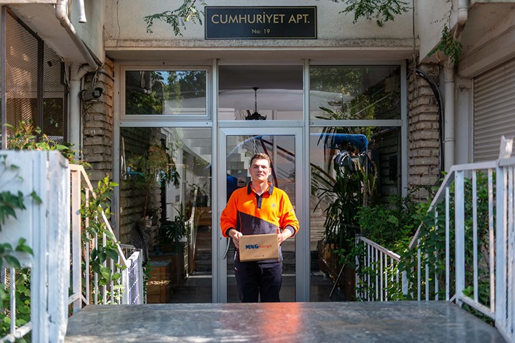 Dört Bir Yanımız Cumhuriyet