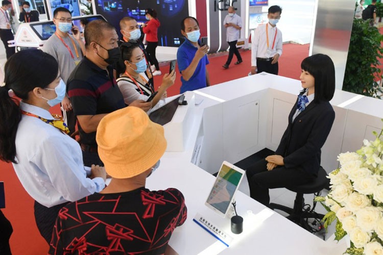 Çin'de hizmetler sektöründeki aktivite yılın en düşük seviyesinde