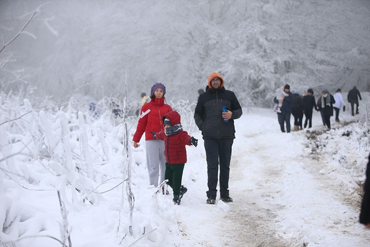 Kırklareli'nde vatandaşlar kar keyfi yaşadı