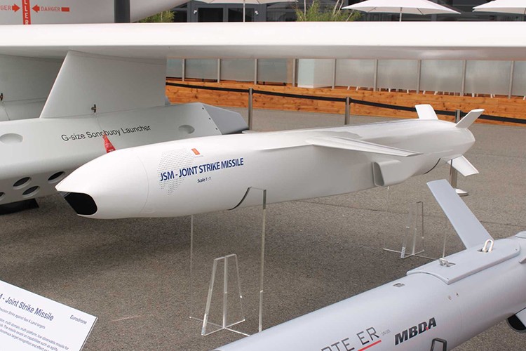Almanya, F-35 filosu için Norveç'ten JSM füzeleri satın alacak