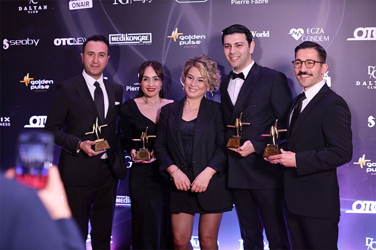 Golden Pulse Awards'tan Orzaks İlaç'a üç büyük ödül