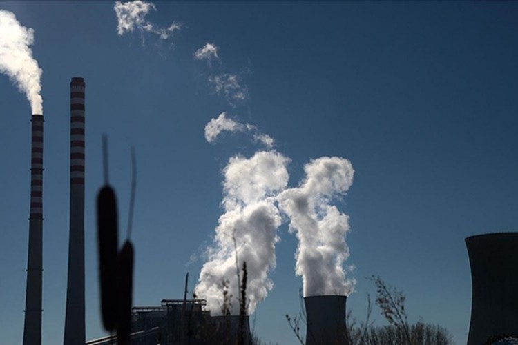 ABD'de sanayi üretimi Mayıs'ta beklentileri aştı