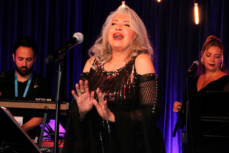 Beni pamuklara sarmalayın