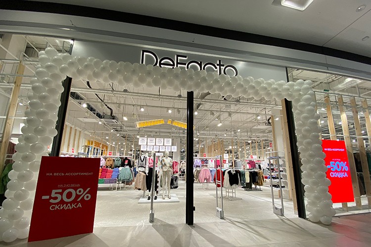 DeFacto, Belarus'ta 14. mağazasını açtı