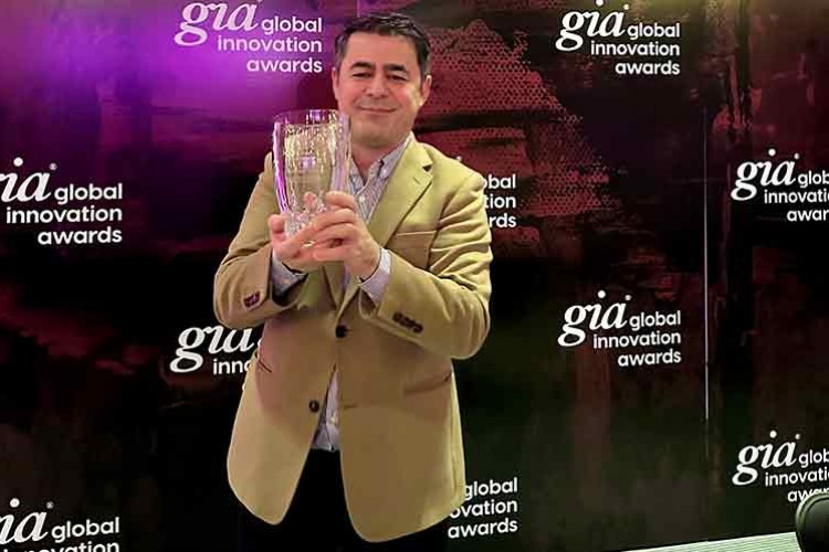 Korkmaz GIA-Global İnovasyon Ödülü'nü aldı
