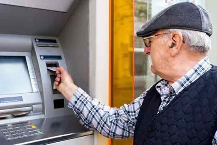 Zamlı emekli aylıkları Nisan'da ödenecek