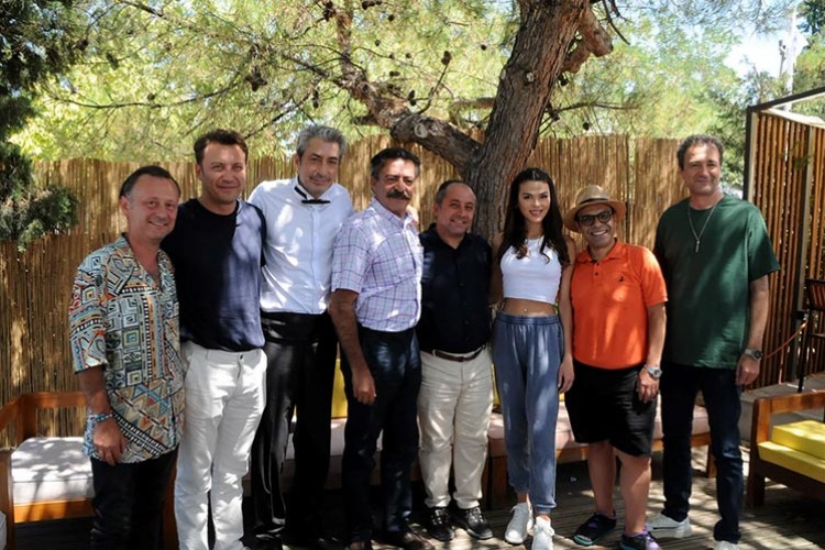 'Filme Gel' ekibi Çanakkale'de basına konuştu