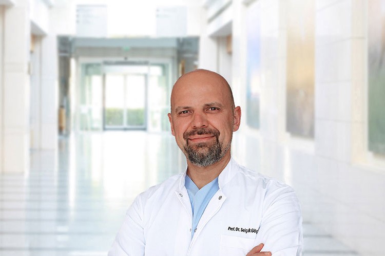 Sinir sıkışması bardak tutmaya bile engel