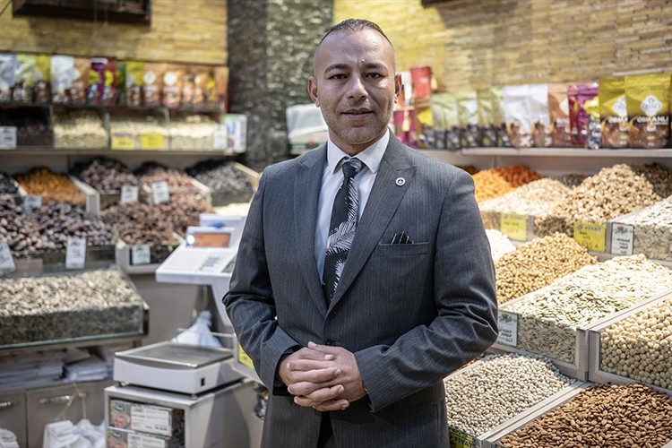 Yılbaşı öncesinde kuru yemişçilerde hareketlilik başladı