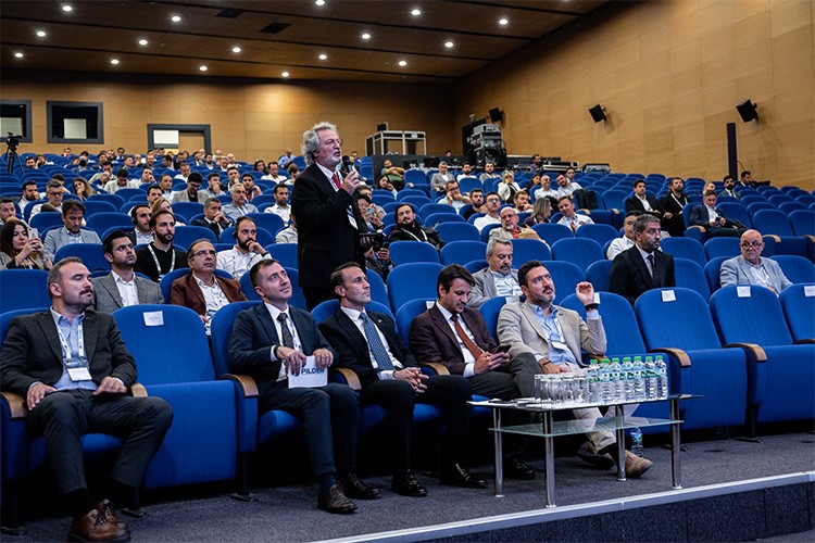 Batarya Teknolojileri Zirvesi hızlı başladı