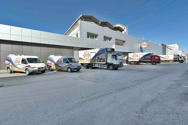 Yıllık 9 bin ton işlenmiş et üretiliyor