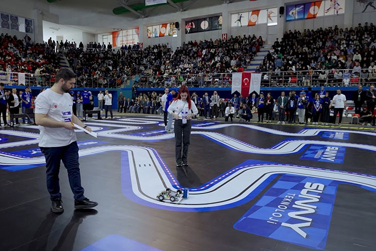 Ağrı'nın Zirvesinde Teknoloji Yarışması Finali