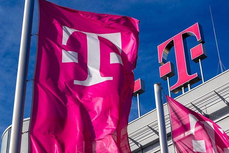 Deutsche Telekom Hollanda birimini satıyor