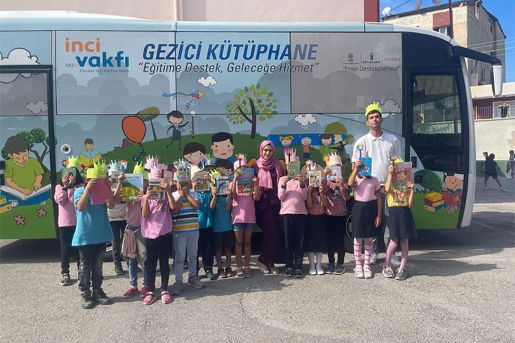 Gezici Kütüphane Projesi ile eğitime destek veriyor