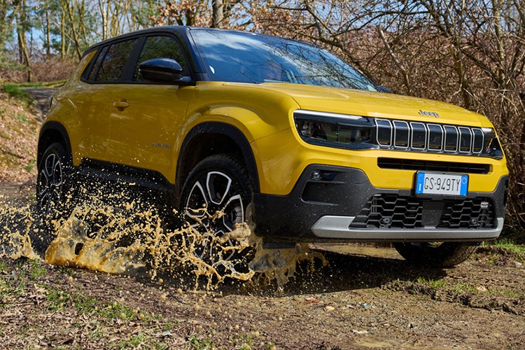 Jeep Avenger ve Yeni Compass'ta avantajlı temmuz kampanyası