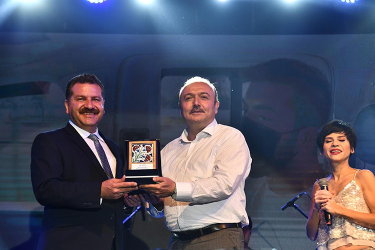 Başkan Yılmaz'dan gençlere yılsonu hediyesi