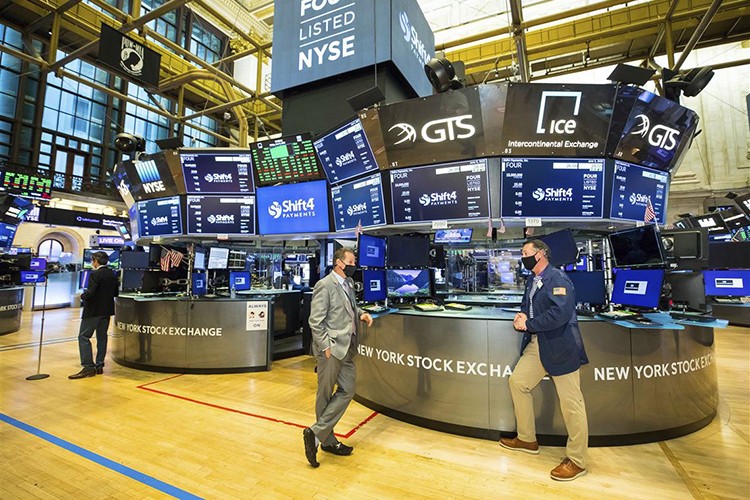 Trump'ın teşvik kararı piyasaları sarstı