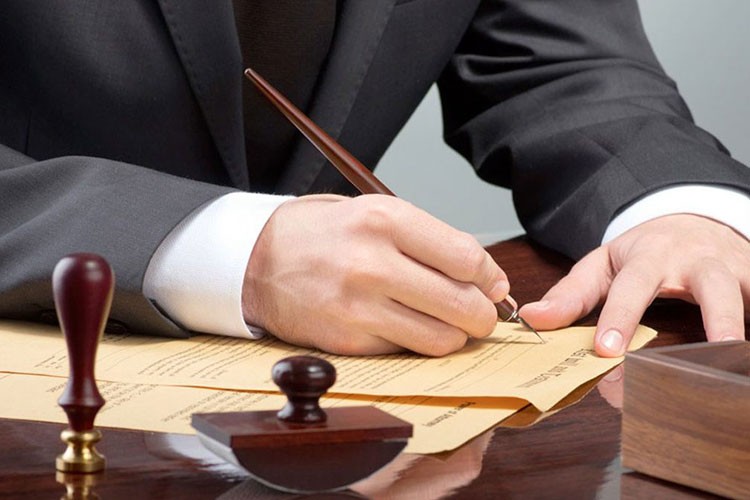 Binlerce şirket finansal krize sürüklendi