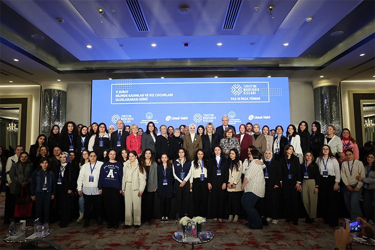 Türkiye'nin Mühendis Kızları Projesi'nde üçüncü faz başladı