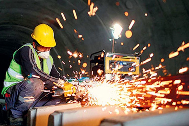 Sanayide teknolojik dönüşüme 1,8 milyar lira