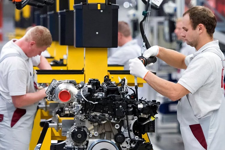 Alman sanayisinde şirketler nisanda üretimi azalttı