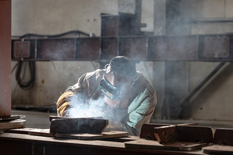 Sirena Yachts'ın ilk süperstarı Sirena 42M'nin üretimi devam ediyor