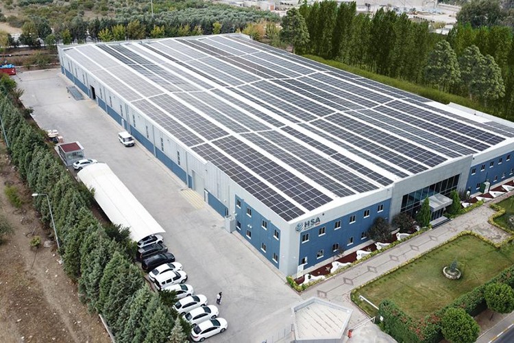 Güneş panelleri daha fazla elektrik üretimi sağlıyor