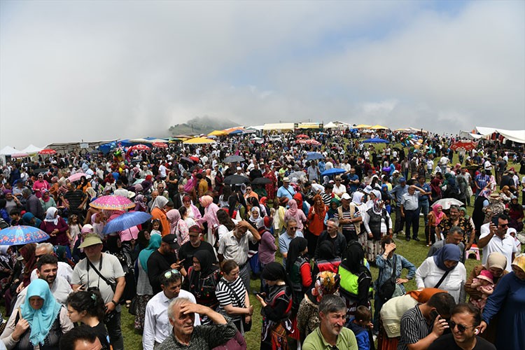 Trabzon'da "11. Taşlıoba Kurtdüzü Yayla Şenliği" yapıldı