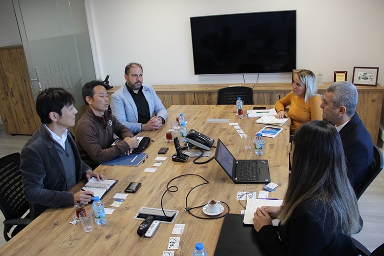 İzmir'in rüzgarına yatırım