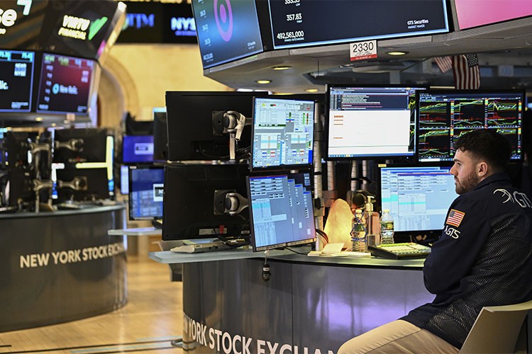 New York borsası düşüşle açıldı