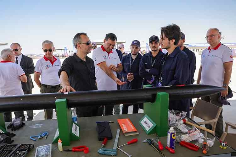 Roket Yarışması Tüm Heyecanıyla Devam Ediyor