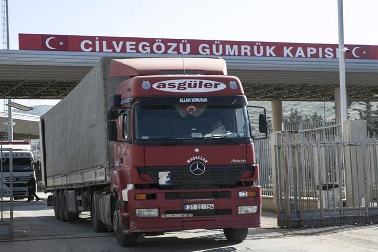 Türkiye'den Kuveyt'e transit taşımacılık yeniden başladı