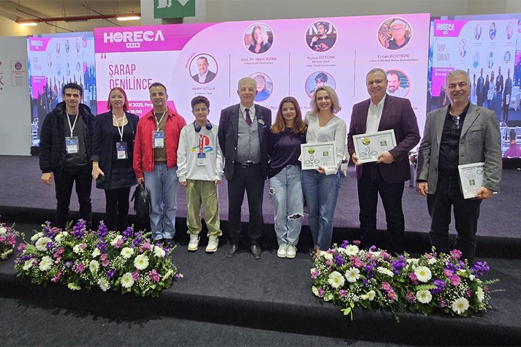 Plastik atıklar çöp değil milli servet