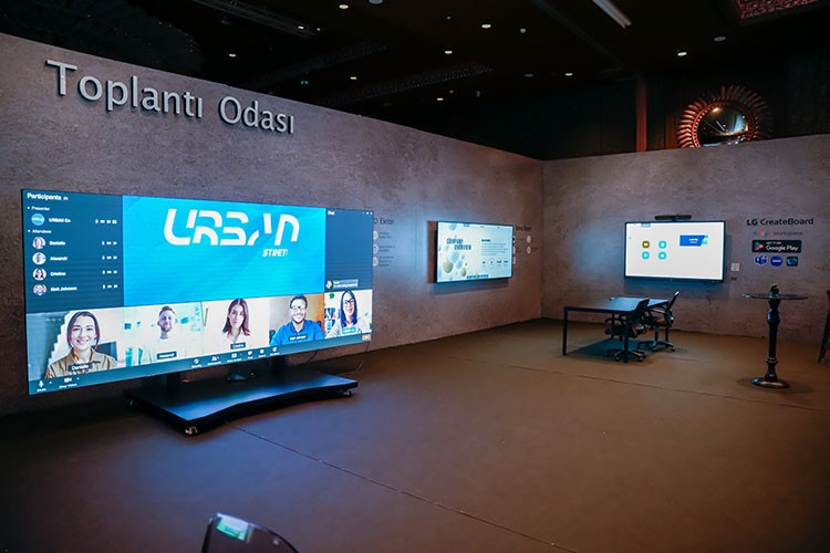 LG'nin Özel LED Ekran Çözümleri Ankara'da Tanıtıldı