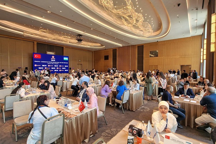 Taşkent'te Özbek-Türk İş Forumu düzenlendi
