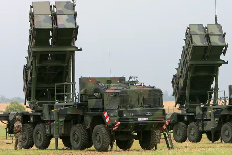 Almanya Türkiye'ye Patriot ve 150 asker gönderiyor