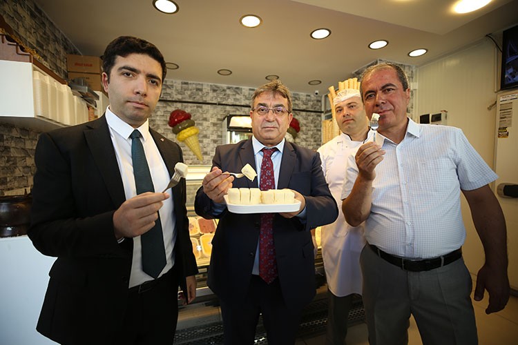 Bayramiç beyazı nektarinin dondurması üretildi