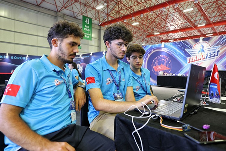 ULAK'ın Kablosuz Haberleşme Yarışması TEKNOFEST 2025'te yapılacak