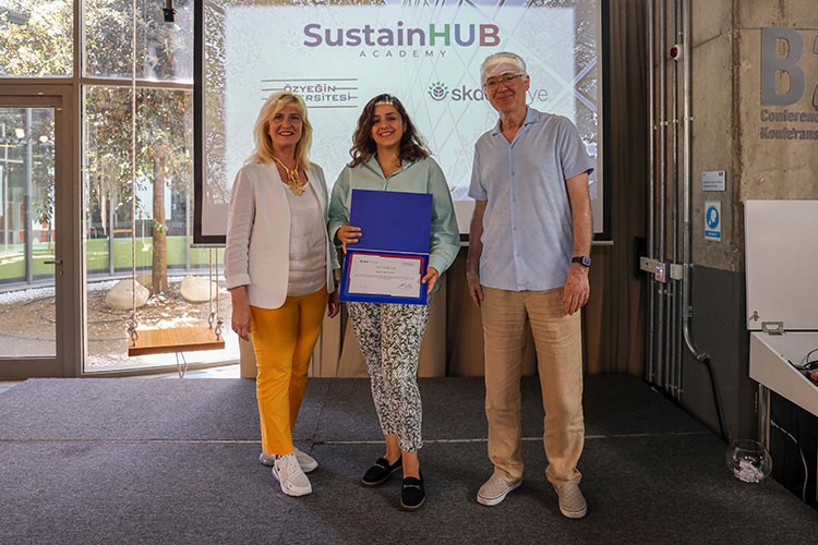 SustainHUB Academy'nin ilk mezunları sertifikalarını aldı