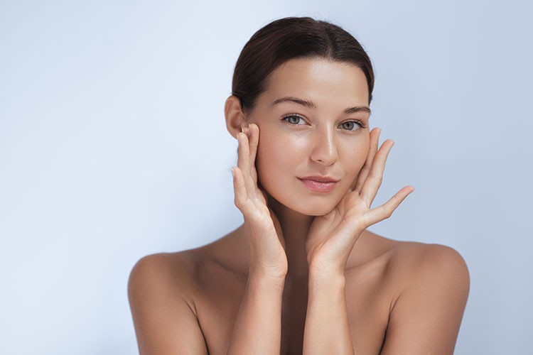 Gençlik aşısı ile ışıltılı bir cilt mümkün mü?