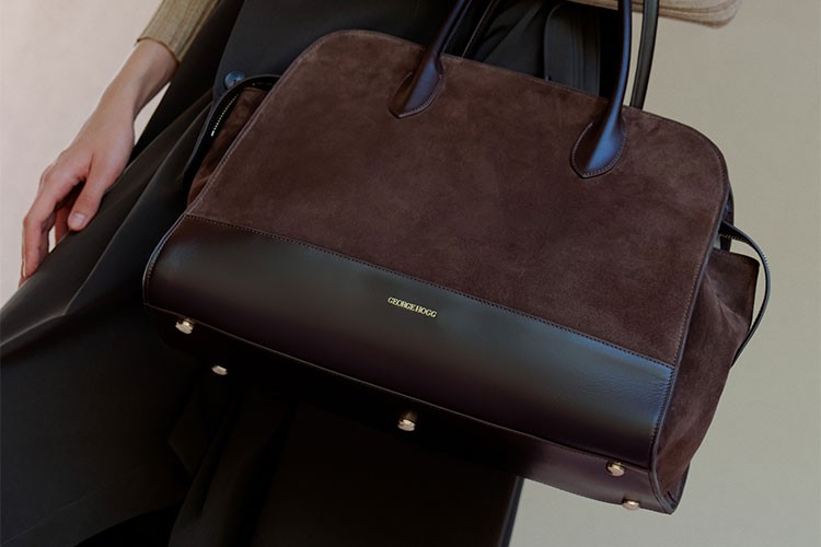 Süet şıklığıyla kışa merhaba