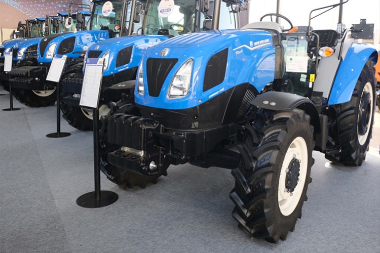 TürkTraktör'ün markası New Holland, 16. Adana Tarım Fuarı'nda