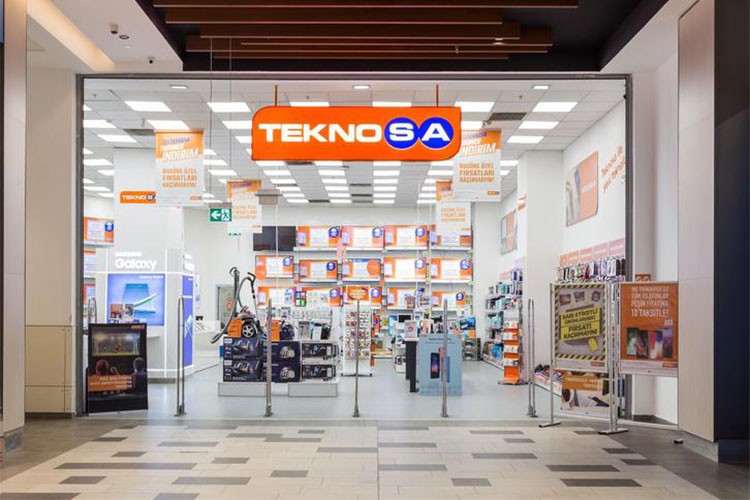 Teknosa, Optimum Outlet AVM'deki mağazasını yeniledi