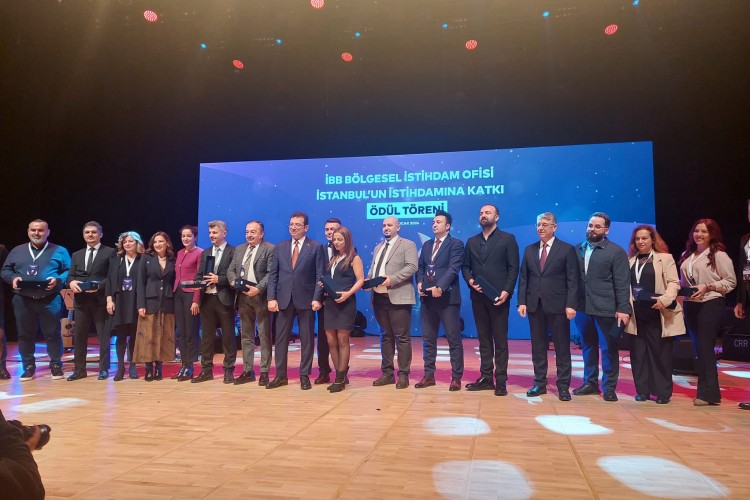 Atmaca Holding'e İstanbul Büyükşehir Belediyesi'nden İstihdam Ödülü