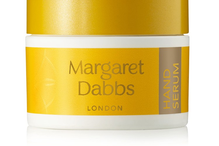 Ellerinize İhtiyaç Duyulan Bakımı Sunuyor