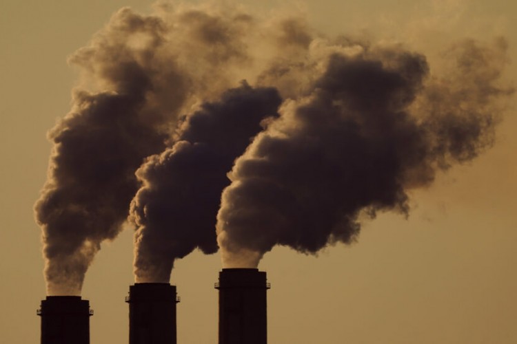 Fosil yakıtlar Türkiye'yi kırılgan hale getirir