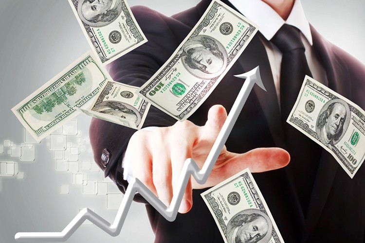 Dolar hareketli başladı