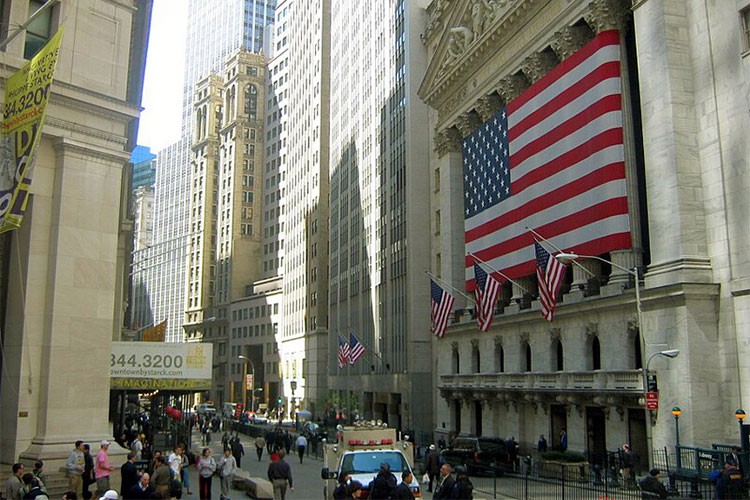 New York borsası düşüşle açıldı